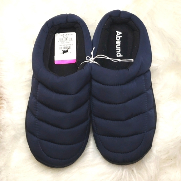 Abound Navy Blue Mr. Union Puffer Slipper Small 7/8 Quilted Nylon NWT - Picture 4 of 7